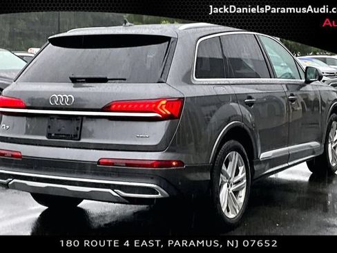 Used 2023 Audi Q7 2.0T Premium w/ Convenience Package AWD/4WD image 2