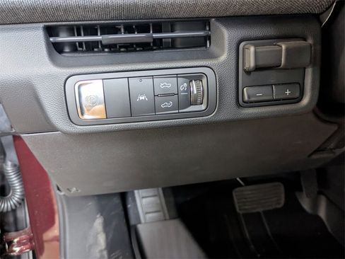 New 2026 GMC Sierra EV Elevation w/ LPO, Elevation Dark Package image 21