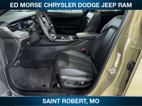 New 2026 Jeep Cherokee Overland w/ Advanced Pro Tech Group AWD/4WD image 30