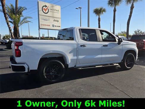 Used 2025 Chevrolet Silverado 1500 Custom image 8