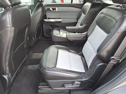 Certified 2023 Ford Explorer XLT w/ Equipment Group 202A image 11