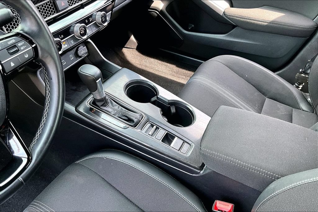 Used 2025 Honda Civic Sport image 15