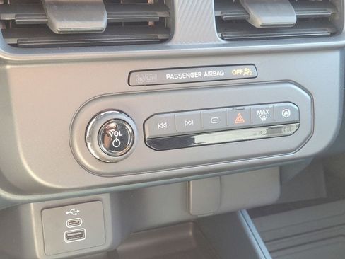 New 2026 Ford Maverick XL image 53