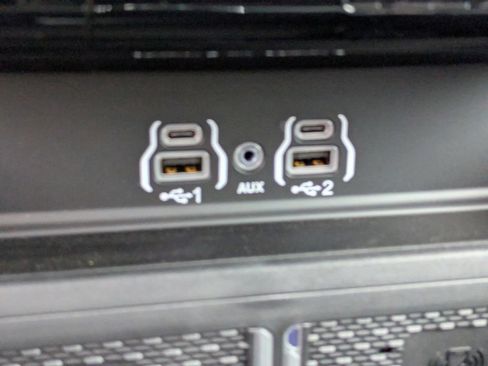 New 2026 RAM 3500 Laramie AWD/4WD image 26