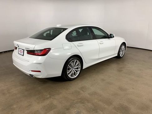 Used 2023 BMW 330i xDrive Sedan w/ Driving Assistance Package AWD/4WD image 8