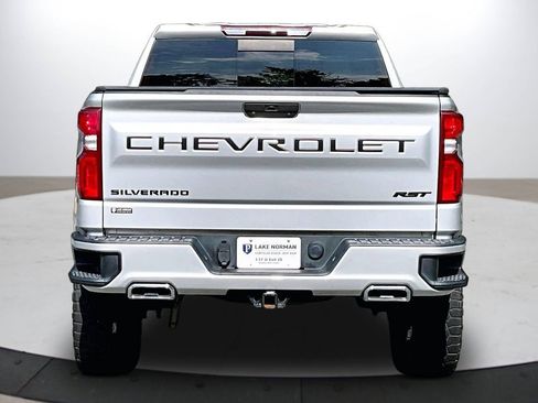 Used 2021 Chevrolet Silverado 1500 RST w/ Convenience Package II AWD/4WD image 8