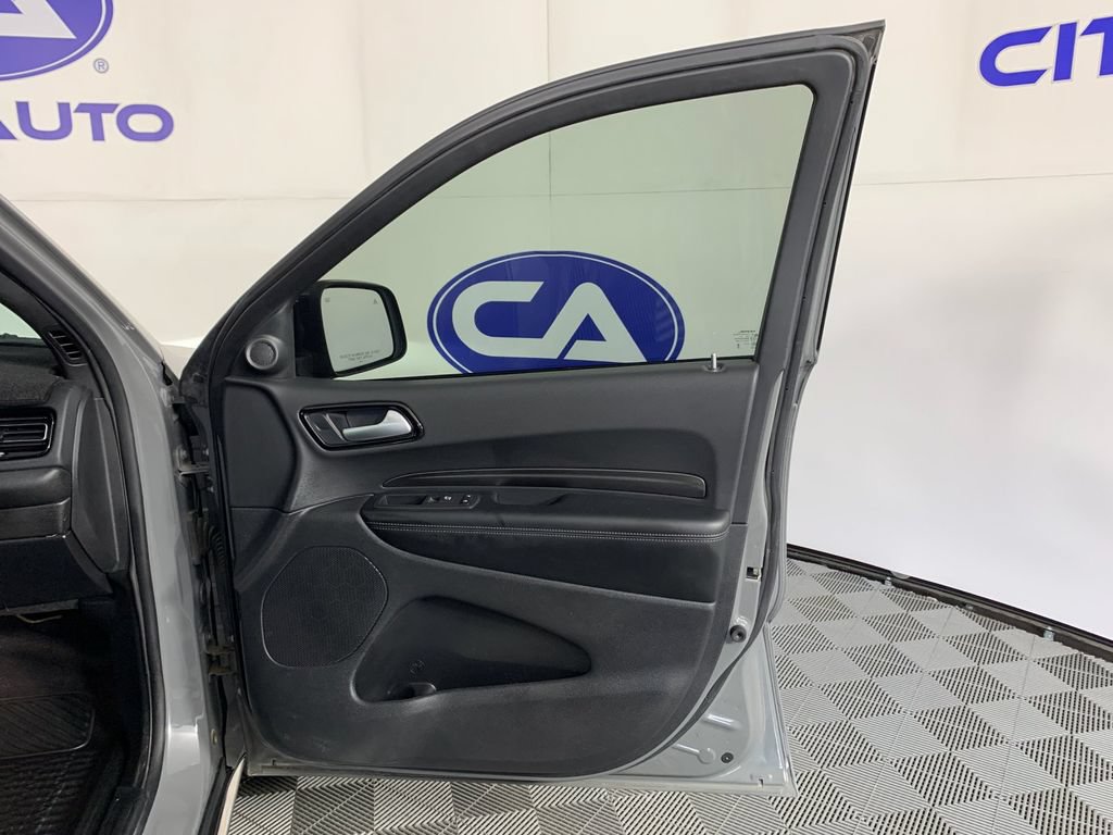 Used 2023 Dodge Durango AWD image 38