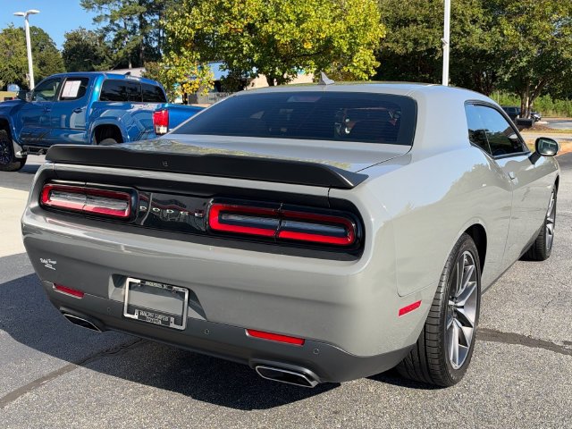 Used 2023 Dodge Challenger R/T RWD image 3