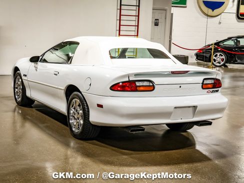 Used 2002 Chevrolet Camaro Z28 RWD image 6