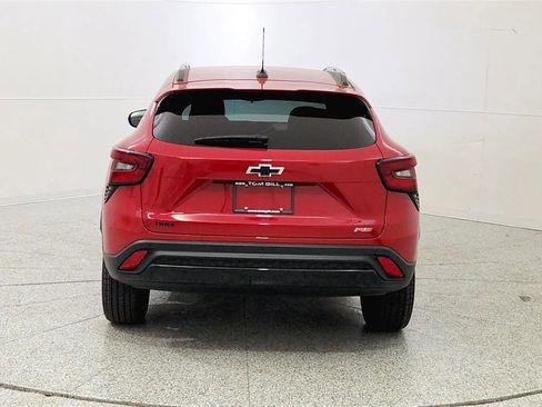 New 2026 Chevrolet Trax RS w/ Driver Confidence Package FWD image 6