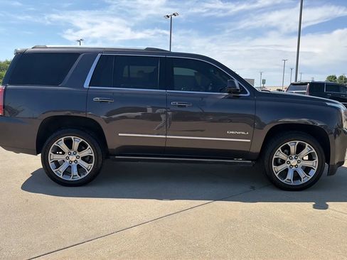 Used 2018 GMC Yukon Denali w/ Denali Ultimate Package AWD/4WD image 25