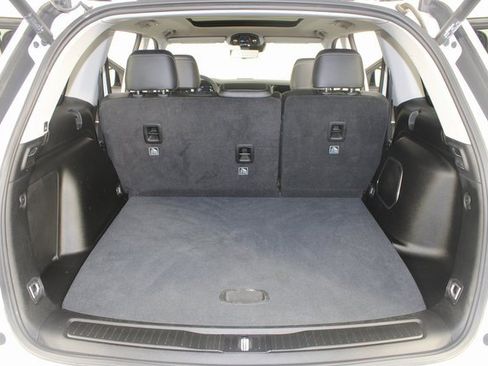 Used 2022 Jeep Grand Cherokee Limited 4xe w/ Luxury Tech Group II image 23