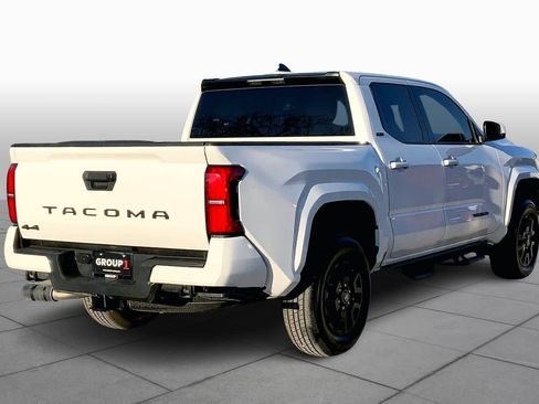 Used 2025 Toyota Tacoma SR5 image 13
