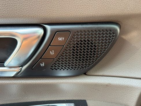 Used 2021 Kia Telluride SX w/ Nightfall Edition Package AWD/4WD image 17