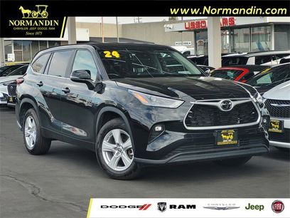 Used 2024 Toyota Highlander LE