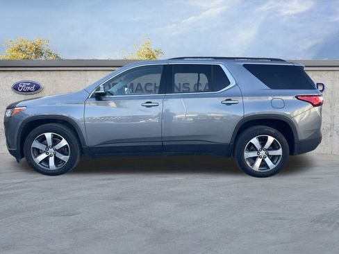 Used 2019 Chevrolet Traverse LT w/ LT Premium Package image 3