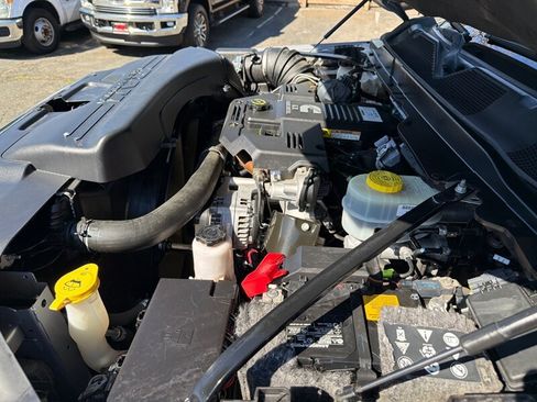 Used 2019 RAM 2500 Limited AWD/4WD image 37
