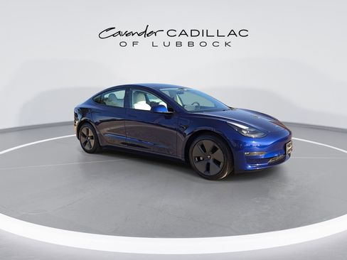 Used 2022 Tesla Model 3 Long Range AWD/4WD image 2