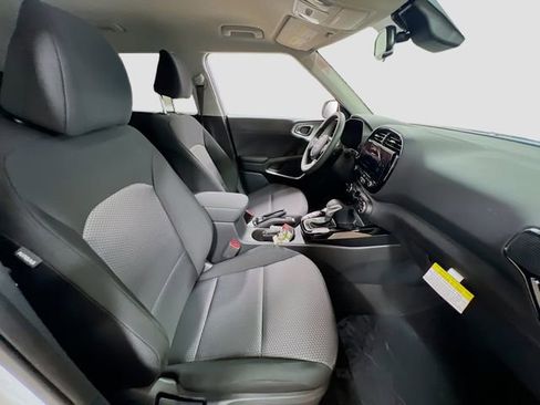 New 2025 Kia Soul S image 26
