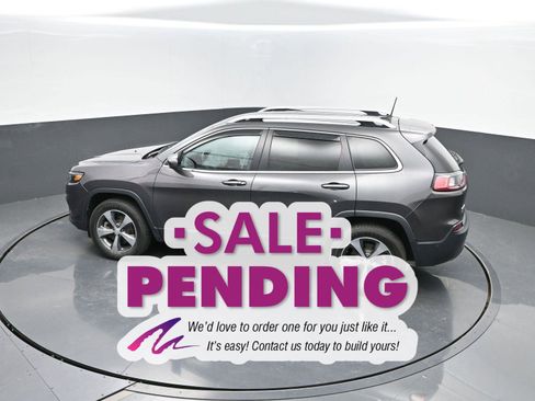 Used 2019 Jeep Cherokee Limited w/ Luxury Group image 38