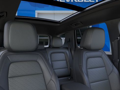 New 2026 Chevrolet Equinox LT w/ Convenience Package II AWD/4WD image 24