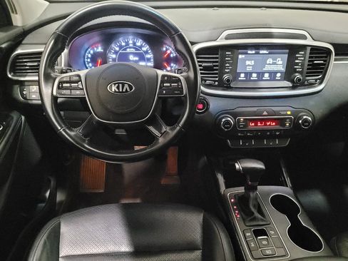 Used 2020 Kia Sorento EX AWD/4WD image 22