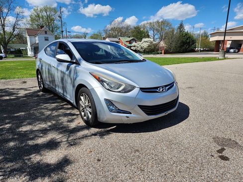 Used 2014 Hyundai Elantra SE w/ Option Group 02 image 1