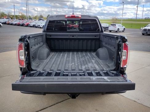 Used 2016 GMC Canyon SLE w/ All Terrain Package AWD/4WD image 13