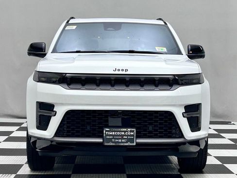 New 2026 Jeep Grand Wagoneer Limited image 3