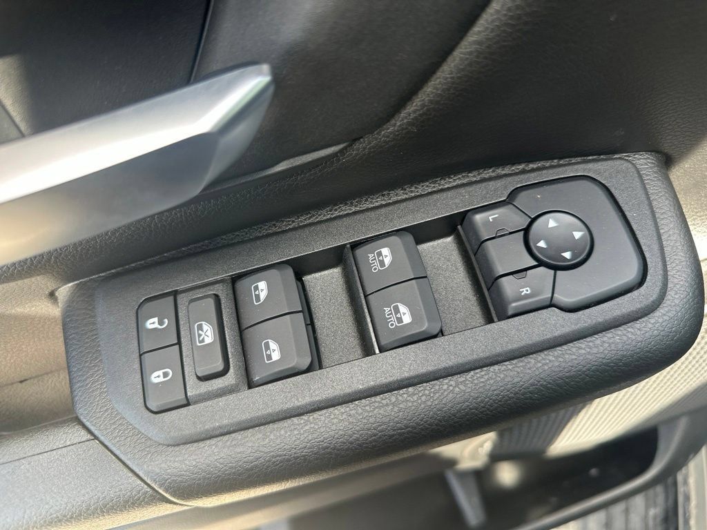New 2026 RAM 1500 Warlock AWD/4WD image 12