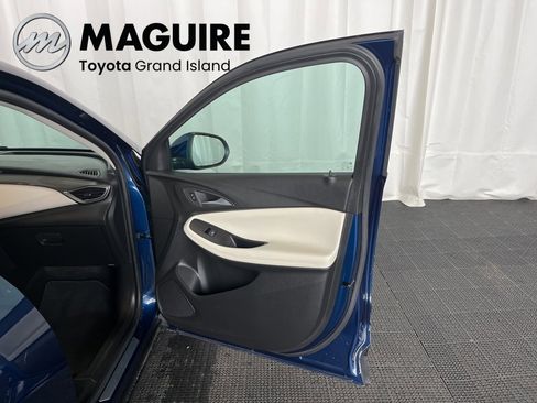 Used 2022 Buick Encore GX Select w/ Advanced Technology Package image 17