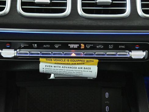New 2026 Mercedes-Benz GLS 450 4MATIC image 21