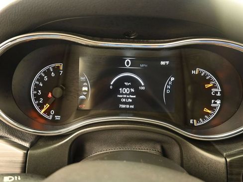 Used 2022 Jeep Grand Cherokee Limited AWD/4WD image 17