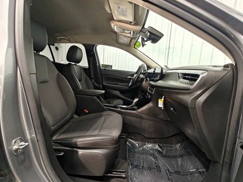 Used 2024 Buick Encore GX Preferred FWD image 21