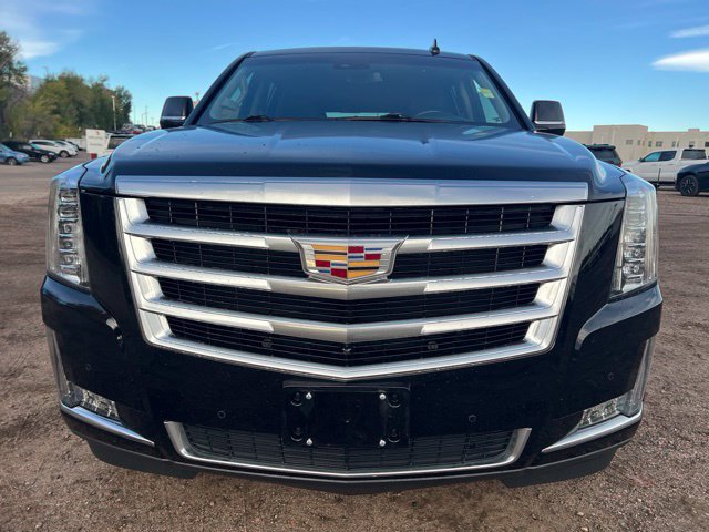 Used 2017 Cadillac Escalade ESV Luxury RWD image 8