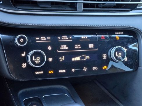 Certified 2025 INFINITI QX60 Luxe w/ Black Edition image 20