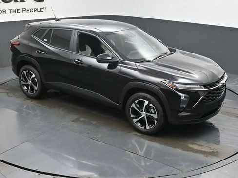 New 2026 Chevrolet Trax RS w/ Driver Confidence Package image 26