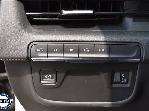 Used 2021 Cadillac Escalade ESV Premium Luxury w/ LPO, Illumination Package image 31