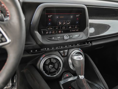 Used 2020 Chevrolet Camaro ZL1 image 24