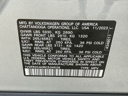 Used 2024 Volkswagen Atlas SEL Premium R-Line AWD/4WD image 36