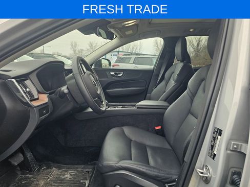 Used 2023 Volvo XC60 B5 Plus w/ Climate Package image 6