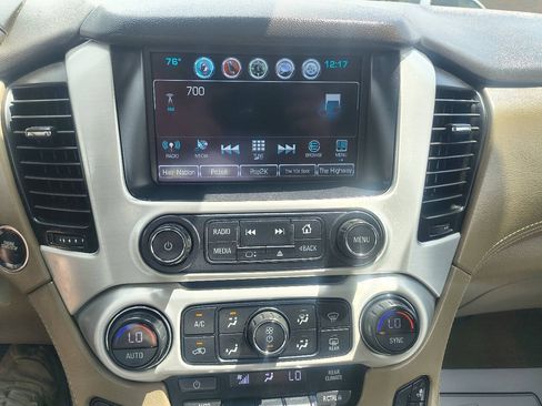 Used 2017 GMC Yukon SLT w/ Open Road Package AWD/4WD image 23