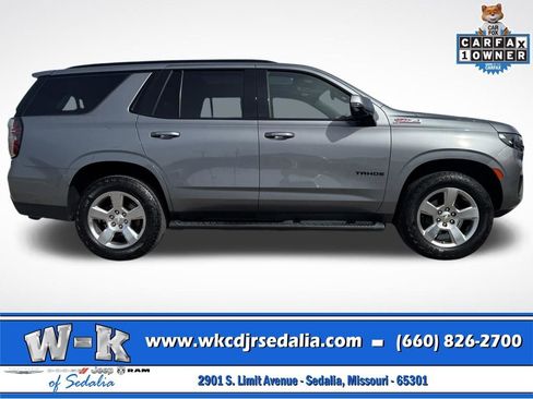 Used 2022 Chevrolet Tahoe Z71 w/ Luxury Package AWD/4WD image 3