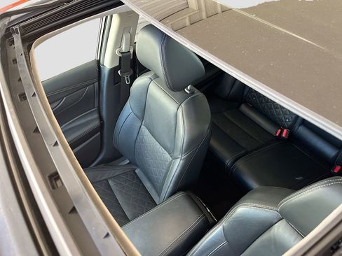 Used 2021 Nissan Maxima Platinum w/ Sport Mat Group FWD image 22