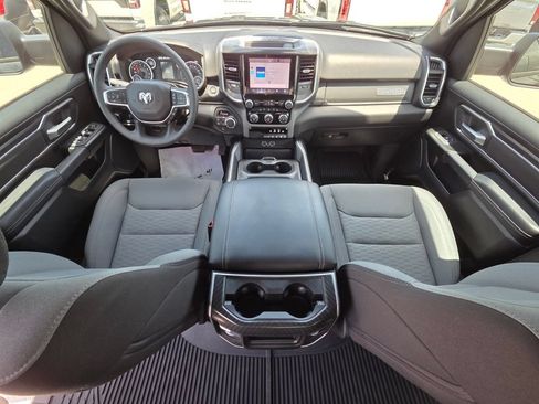 Used 2025 RAM 1500 Big Horn AWD/4WD image 24