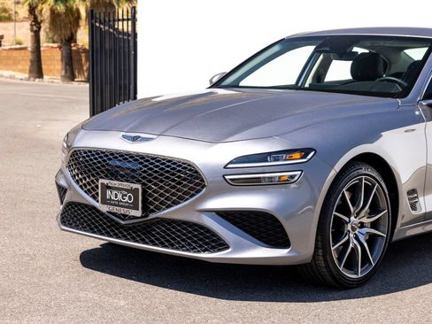 Used 2026 Genesis G70 2.5T RWD image 5