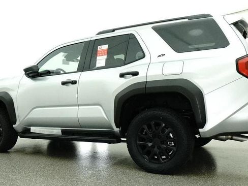 Used 2026 Toyota 4Runner SR5 RWD image 20