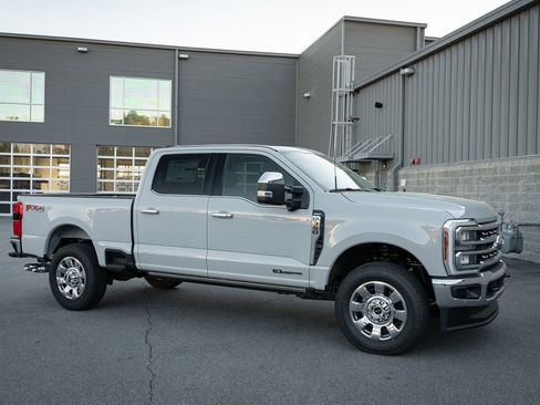 New 2026 Ford F350 Lariat w/ Lariat Ultimate Package AWD/4WD image 24