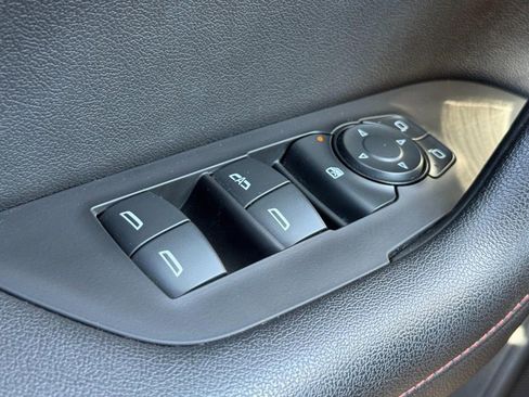 Used 2021 Chevrolet Blazer RS w/ Enhanced Convenience Package AWD/4WD image 23