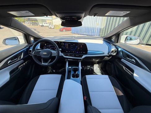 New 2026 Chevrolet Equinox EV LT AWD/4WD image 23